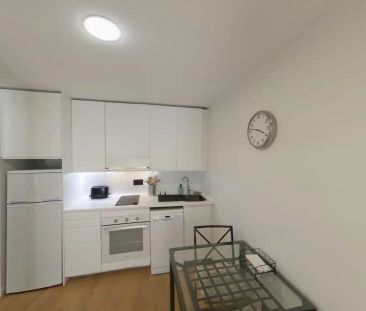 Piso de alquiler en Calle de Almadén, Cortes - Huertas - Foto 2