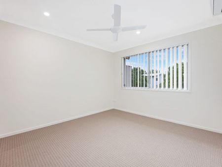 3 Bedroom Townhouse in Heart of Mango Hill - Photo 2