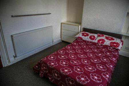 4 bedroom house to rent - Photo 5