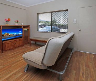 CONVENIENT LOCATION! - Photo 2