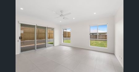 BRAND NEW PREMIUM AND SPACIOUS 4 BEDROOM HOME WITH DUCTED COOLING IN THE HEART OF GREENBANK NOW AVAILABLE!! - Photo 4