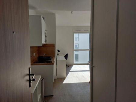 Appartement T1 à louer La Roche Sur Yon - 23 m² - Photo 2
