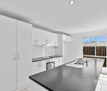 34 Kenneth Drive, Augustine Heights QLD 4300 - Photo 1