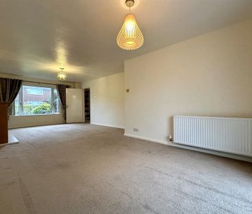 3 bedroom semi-detached house to rent - Photo 2