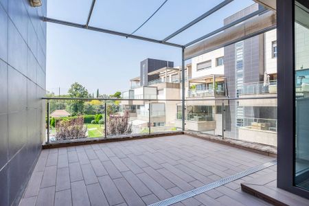 3 bedroom luxury Flat for rent in Madrid, Autonomous Region of Madrid - Photo 3