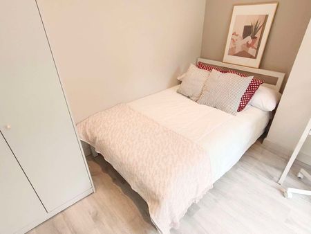 YOHO Kingston Bonner Hill Road 2b1b Room 1 - Photo 5