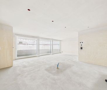 Modern 5.5-room new construction apartment in Sattel - Photo 2