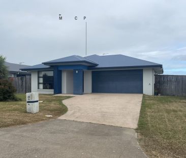 15 Hinkler Court, 4740, Rural View - Photo 2