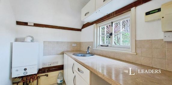 1 bedroom house to rent - Photo 2