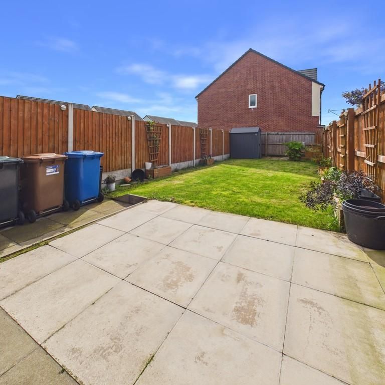 2 bedroom terraced house to rent - Photo 1