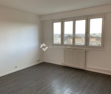 Appartement à louer, 2 pièces - Melun 77000 - Photo 2