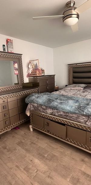 Spacieux Et Lumineux 4 Chambres - Photo 1