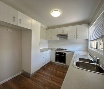 Home For Rent - Photo 3