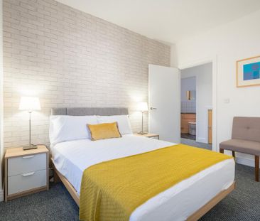 2 bedroom flat to rent - Photo 6