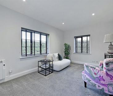 2 bedroom semi-detached house to rent - Photo 3