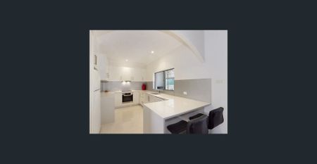 Family House close to all Amenities - Photo 5