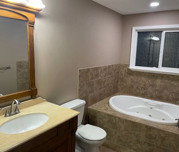 2750 Valemont Crescent - Photo 6