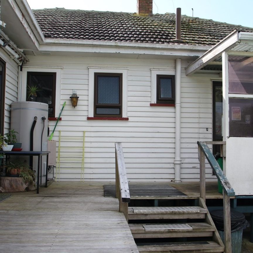 Rooms Available at Weymouth Boarding House - Photo 1