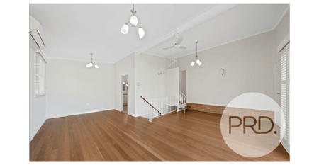 Fenced and flat block perfect to play cricket - Photo 4