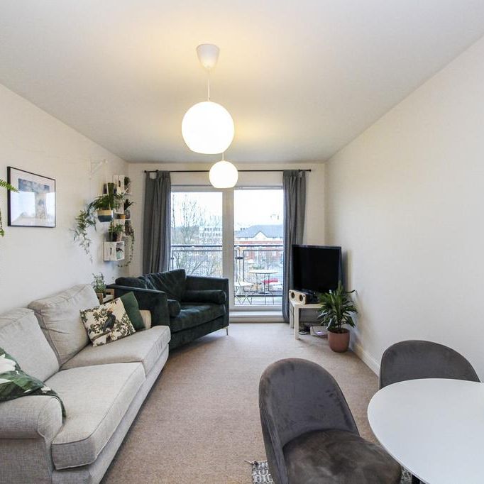 2 bedroom flat to rent - Photo 1
