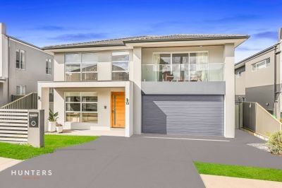 The Pinnacle of Grand Living - Photo 3