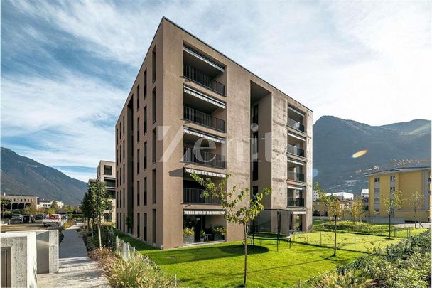 Bellinzona – Bright 4.5-room new construction apartment - Photo 1