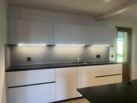 Superb 4.5 room apartment with balcony and terrace with unobstructed view - Photo 3