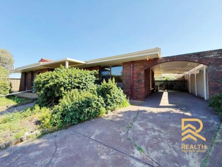 “Comfortable Family Living in a Prime Parkwood Location” - Photo 5