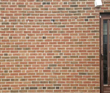 For Lease - 110 Wexford Boulevard Unit# B, Toronto, Ontario - Photo 3