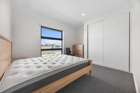 BRAND NEW SHARED ACCOMODATION - Photo 5