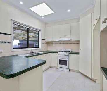 Charming Family Home with Spacious Living & Flexible Short-Term Lea... - Photo 3