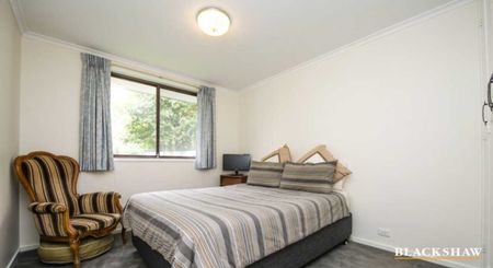 Convenient Location - 2 Bedroom Townhouse - Photo 2