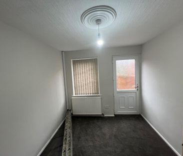 3 bedroom townhouse to rent - Photo 4