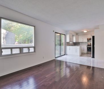 For Lease - 18 Dervock Crescent, Toronto, Ontario - Photo 3