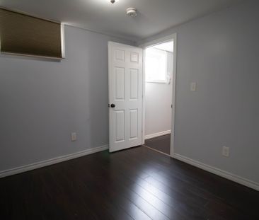 **ALL UTILITIES INCLUDED** 2 Bedroom Unit in the North End!! - Photo 3