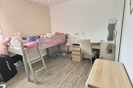 Location Appartement 3 pièces 56m² ISTRES 13800 - Photo 3