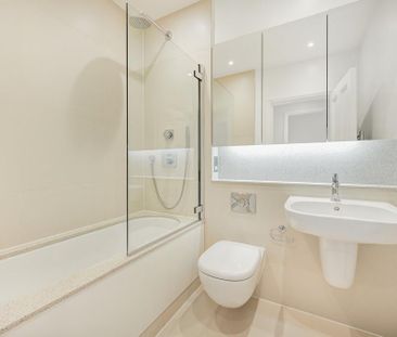 3 bedroom terraced house to rent - Photo 5