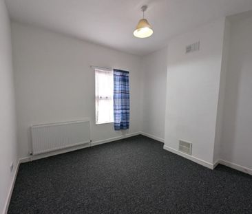 2 BED Terraced House To rent - Photo 3