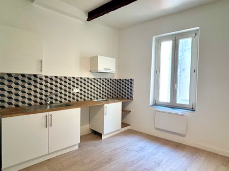 Appartement 1 pièces 31m2 MARSEILLE 7EME 680 euros - Photo 2