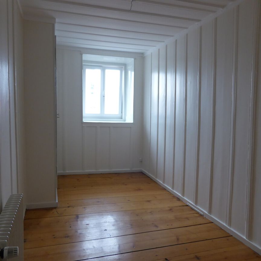 Appartement quatre pièces - Photo 1