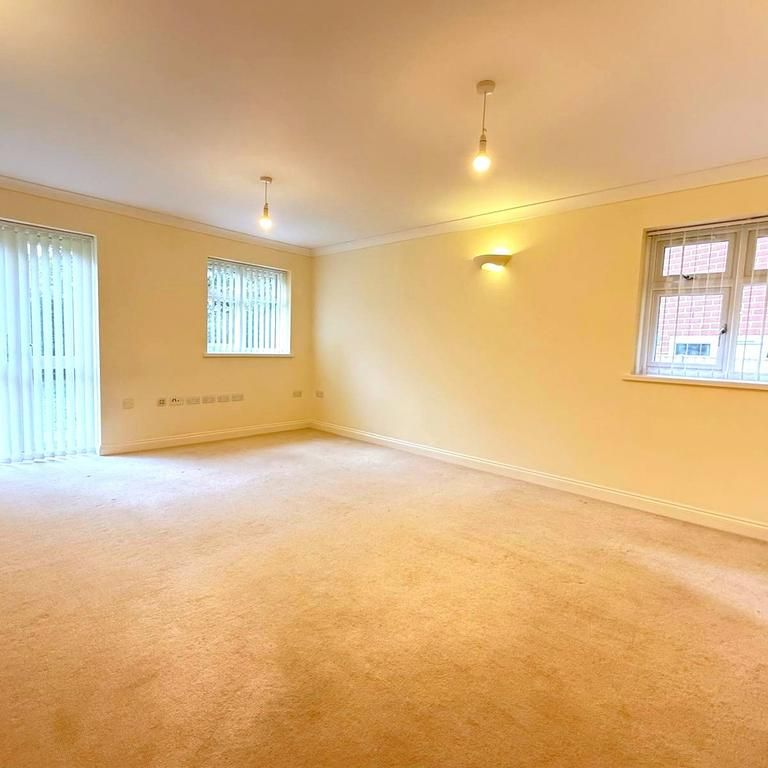 4 bedroom detached house to rent - Photo 1