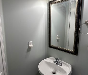 For Lease - 6 Cottontail Road, Brampton, Ontario - Photo 1