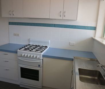 18/6 Francis Grove, Thornbury VIC 3071 - Photo 4