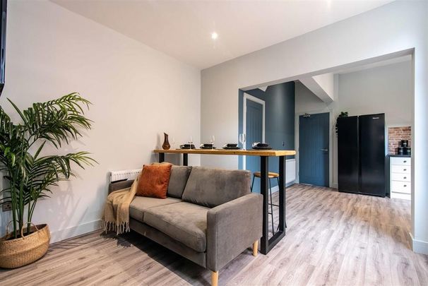 1 bedroom in a house share to rent - Photo 1