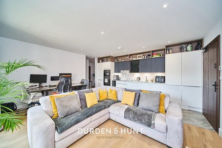 Chelmsford Road, Shenfield, Brentwood - Photo 3