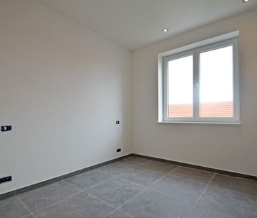 Instapklare, ongemeubelde woning gelegen in het gegeerde Duinenwater - Photo 5