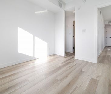 Jersey: Black Accents – 196 Colony, Winnipeg, MB - Photo 6