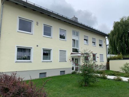 Charmante 2-Zimmer-Wohnung mit Südbalkon in ruhiger Lage – frisch moder­ni­siert und bezugsfertig! - Foto 4