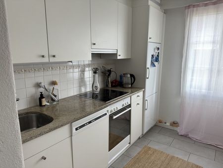 APPARTEMENT 31/2 PIÈCES À ZOUG, MEUBLÉ, TEMPORAIRE - Photo 4