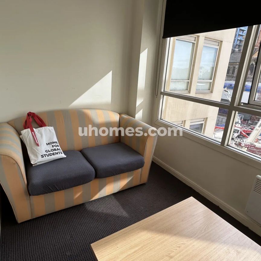 Standard Studio - Photo 1